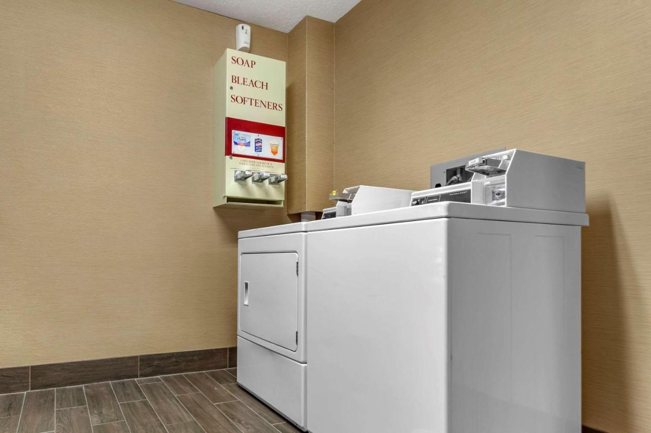 Comfort Inn Валентайн Екстер'єр фото