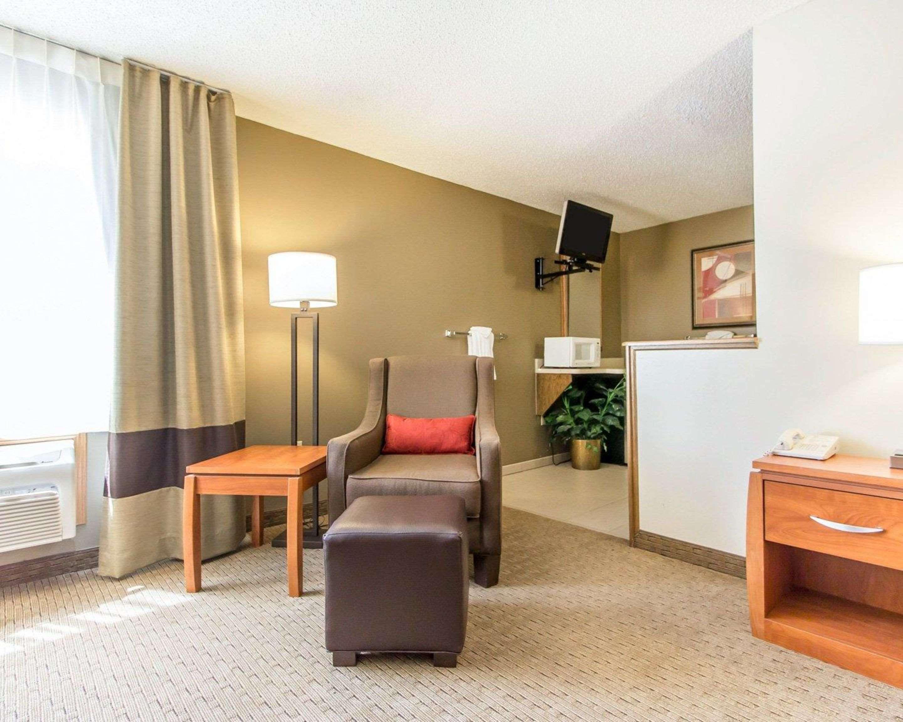 Comfort Inn Валентайн Екстер'єр фото