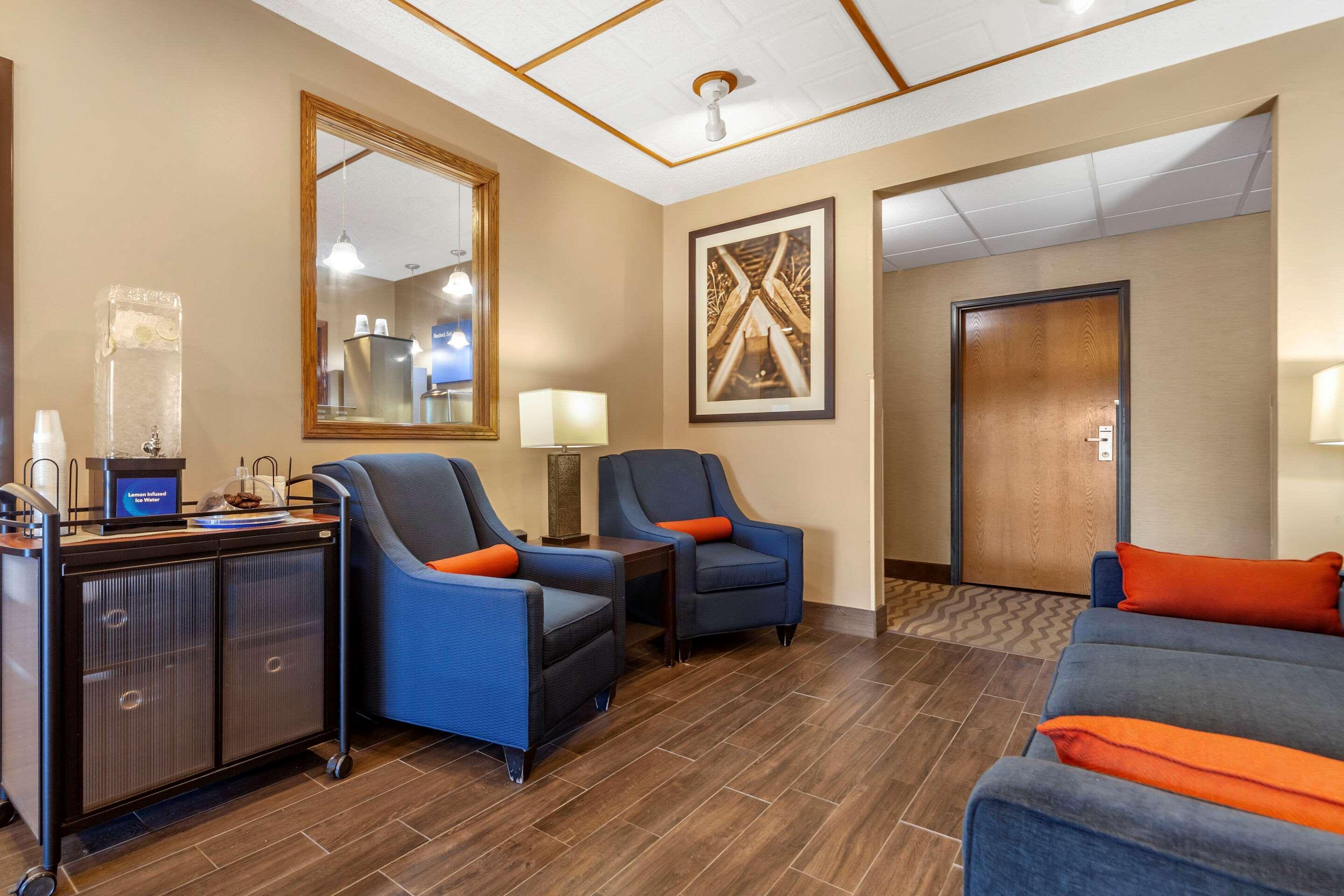 Comfort Inn Валентайн Екстер'єр фото