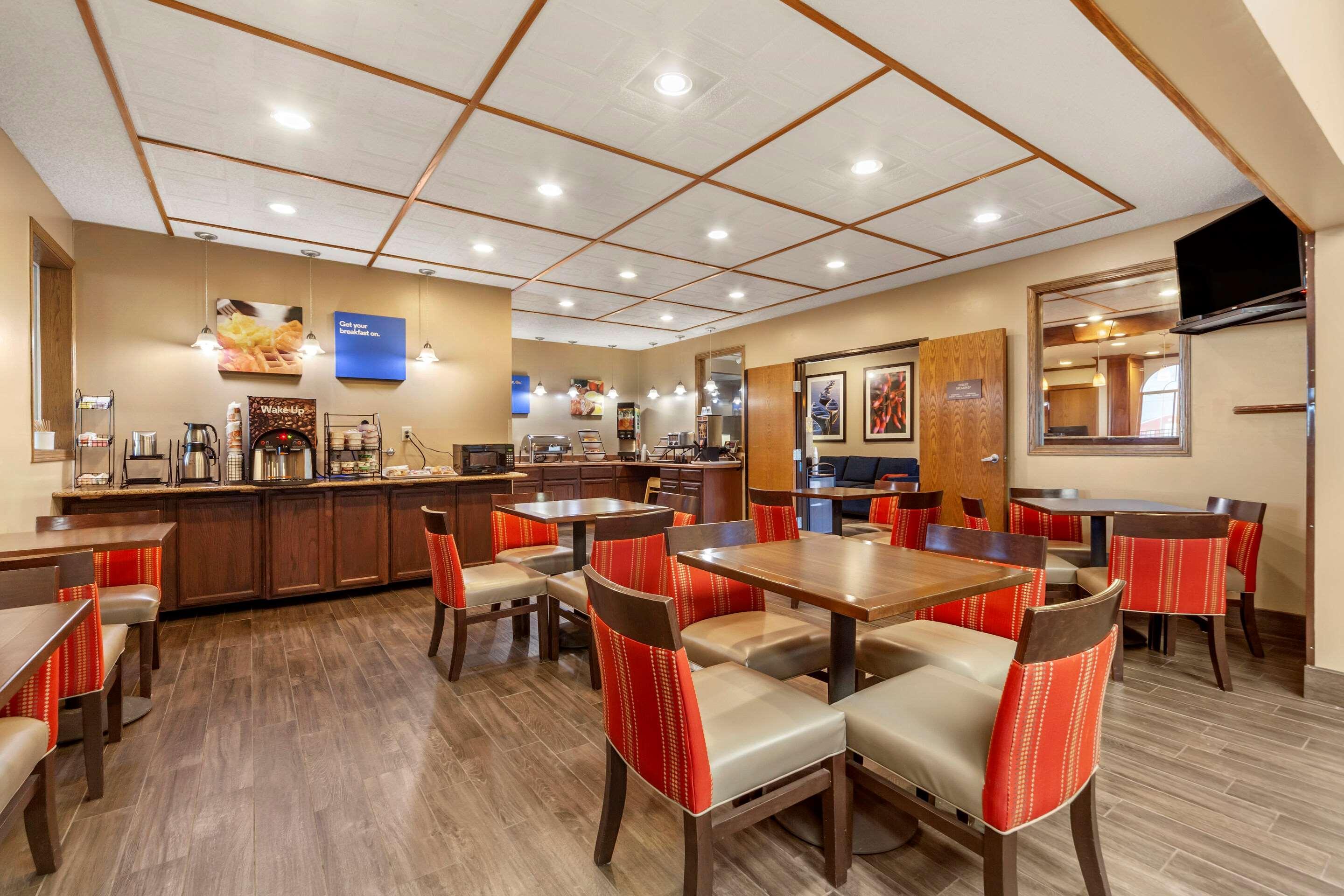 Comfort Inn Валентайн Екстер'єр фото